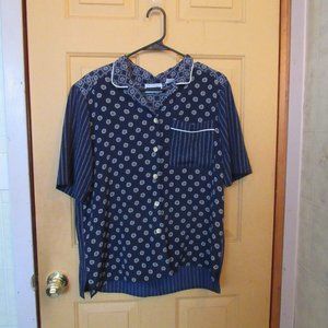 The Villager Blue short sleeve Medium button up top.